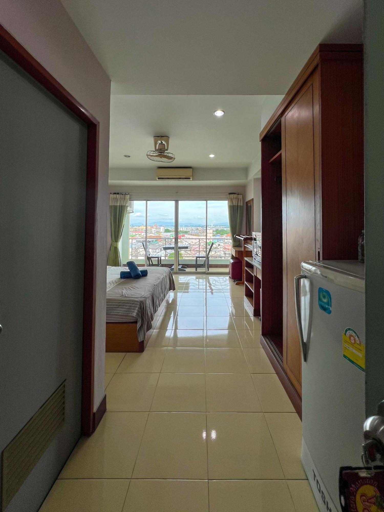 Pattara Mansion พัทยา Hotel Pattaya Exterior photo